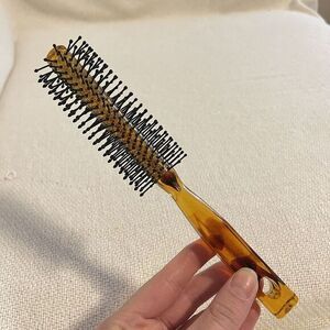 Goody Vintage Blow Styling‎ Brush Round Tip Nylon Bristles In Spiral Pattern